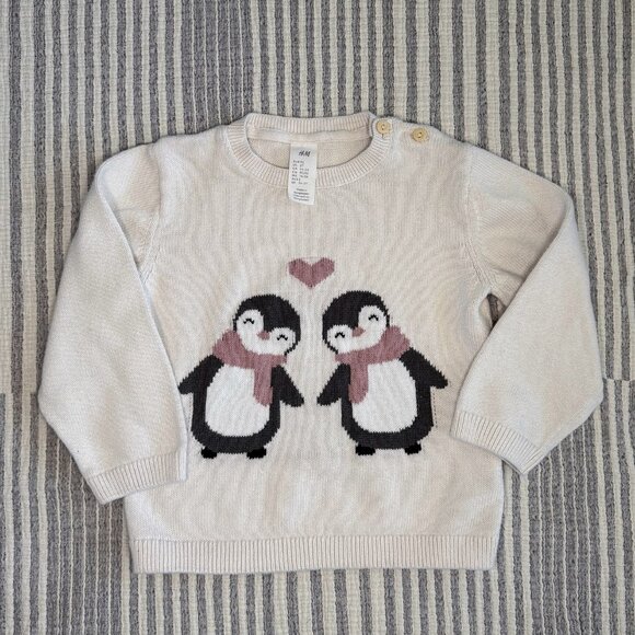 H&M Penguin Heart Sweater - Picture 1 of 3